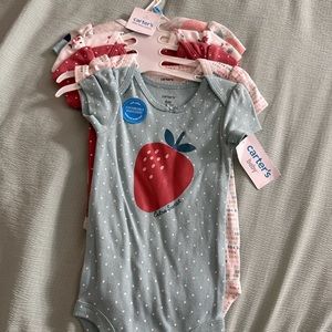 Carters onesie 6m